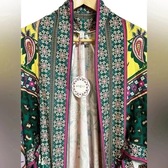 Umgee Jade Mixed Scarf Print Angel Sleeve Open Front Kimono Size M NWT - Picture 4 of 10